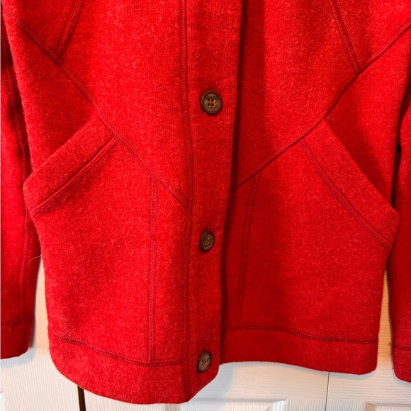 Marmot Womens Button Up Front Fleece Jacket Size XS Vibrant Red 2 Front Pockets - Picture 4 of 12
